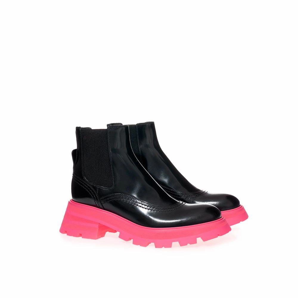 Alexander McQueen Elegant Leather Women's Boots