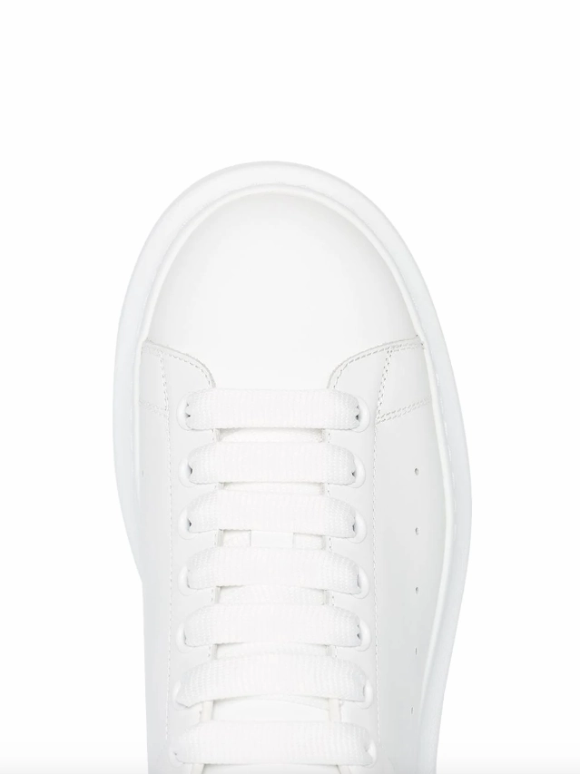 Alexander McQueen Men's Oversized Sneaker in White/black