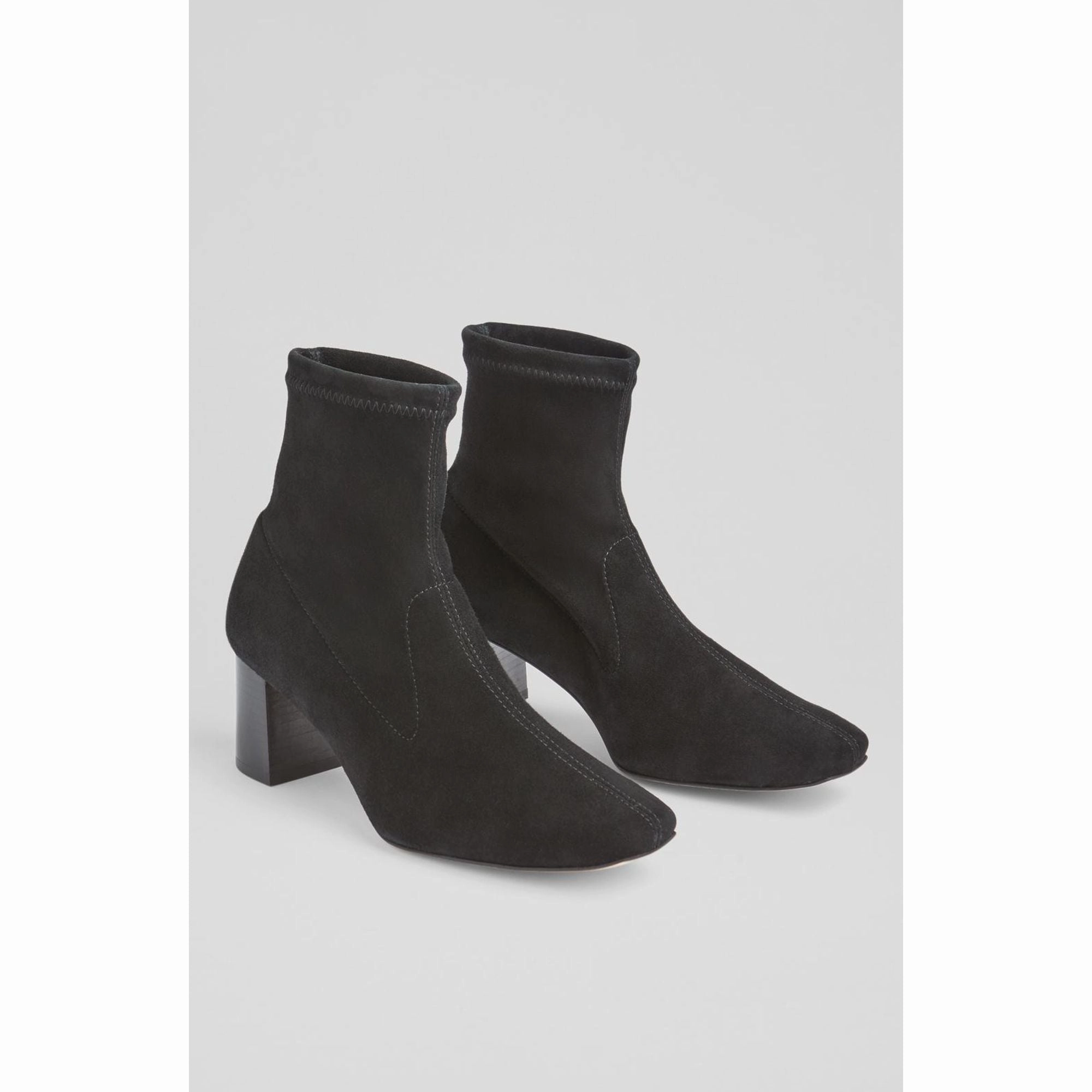 AMIRA ANKLE BOOTS