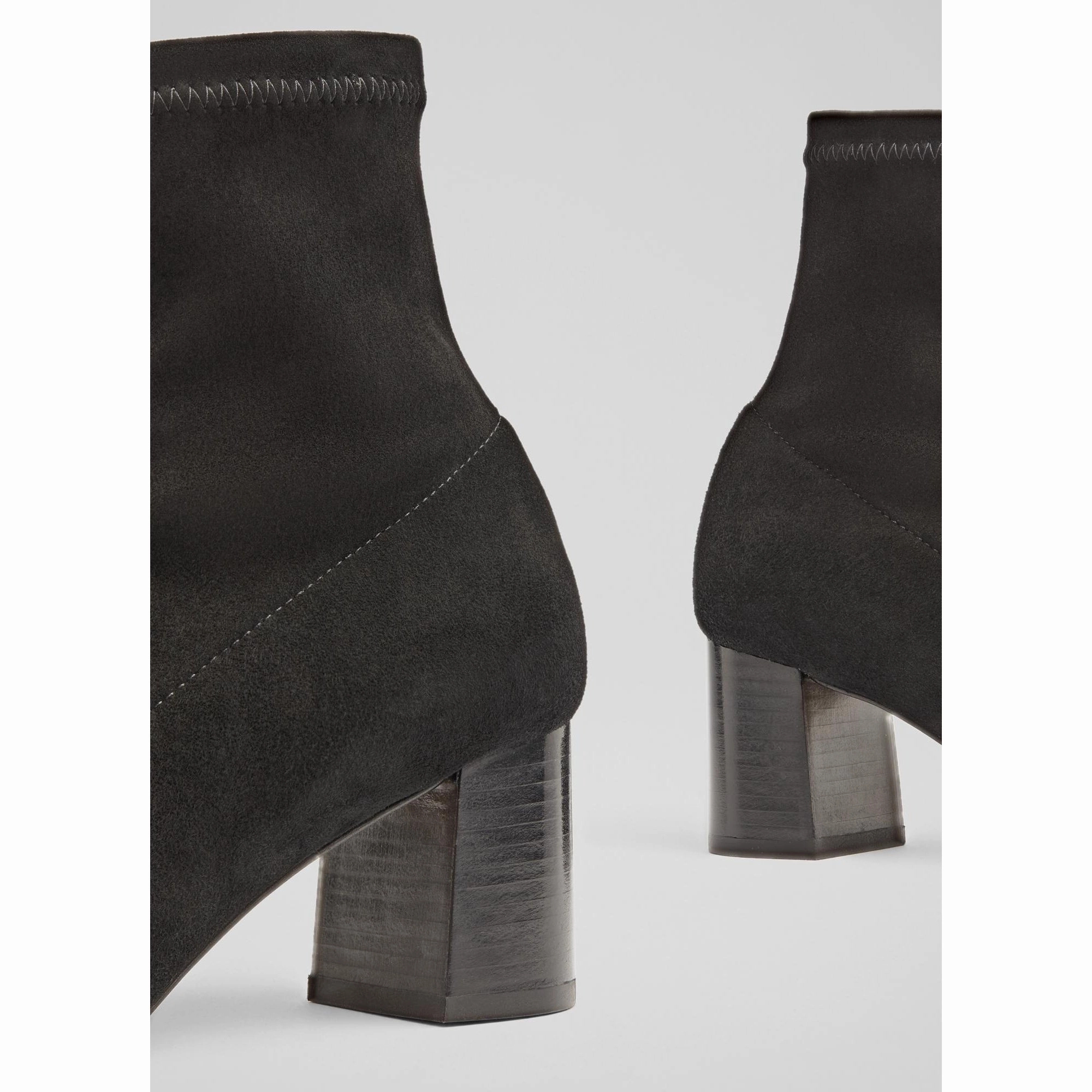 AMIRA ANKLE BOOTS