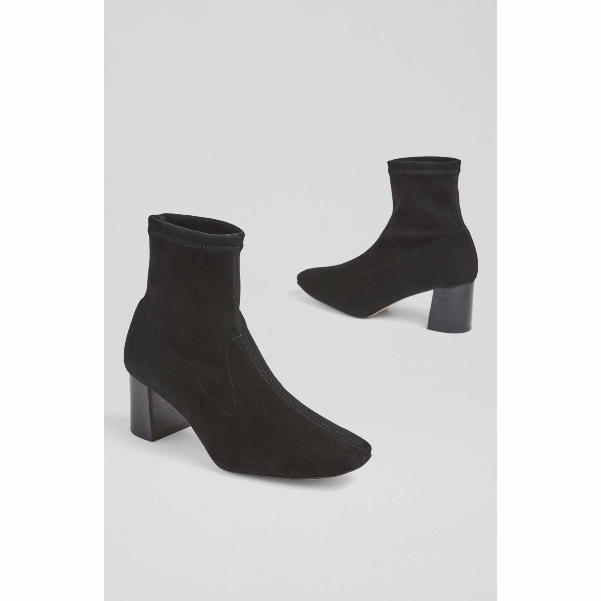 AMIRA ANKLE BOOTS