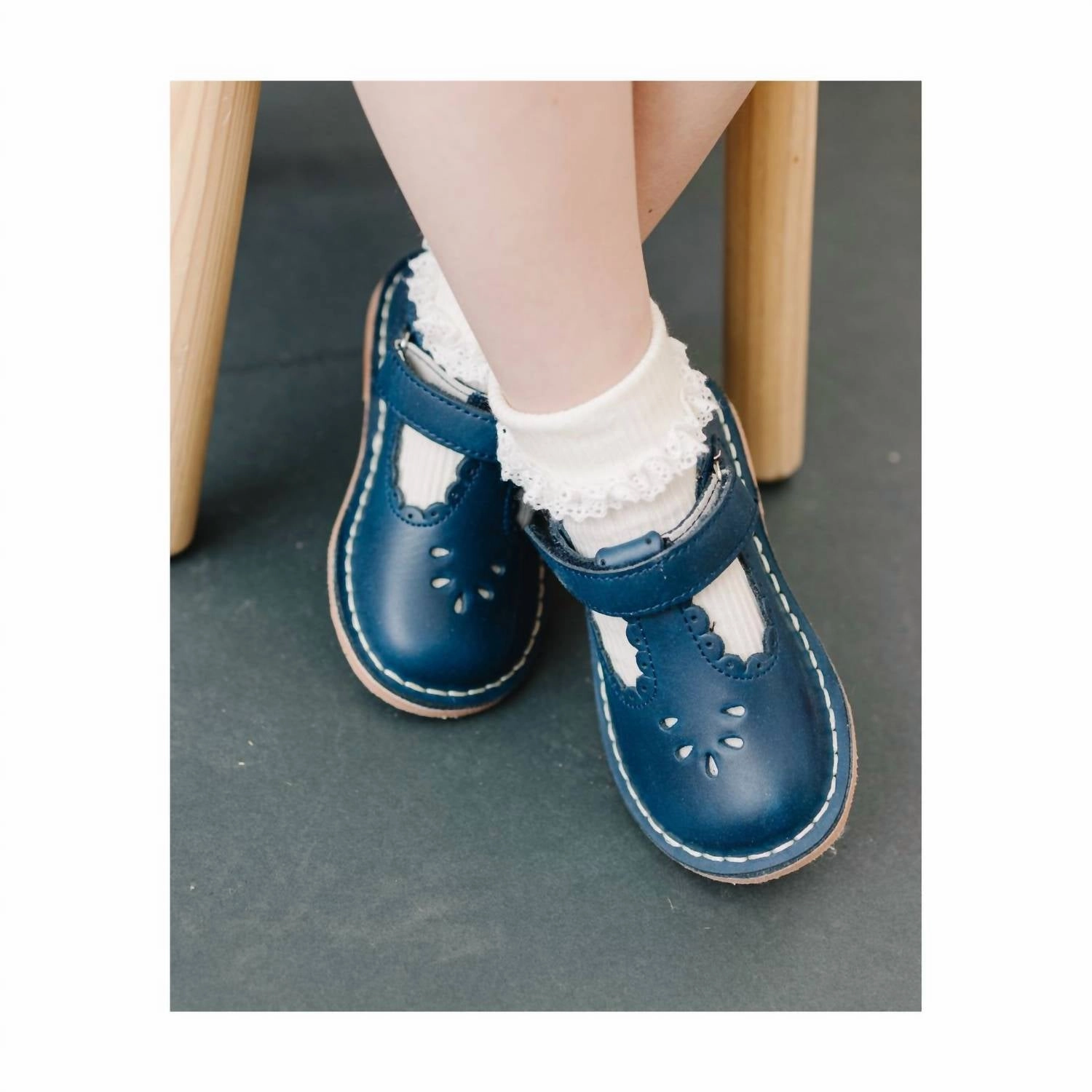 Baby Girl Angie Scalloped Mary Jane Shoes In Navy