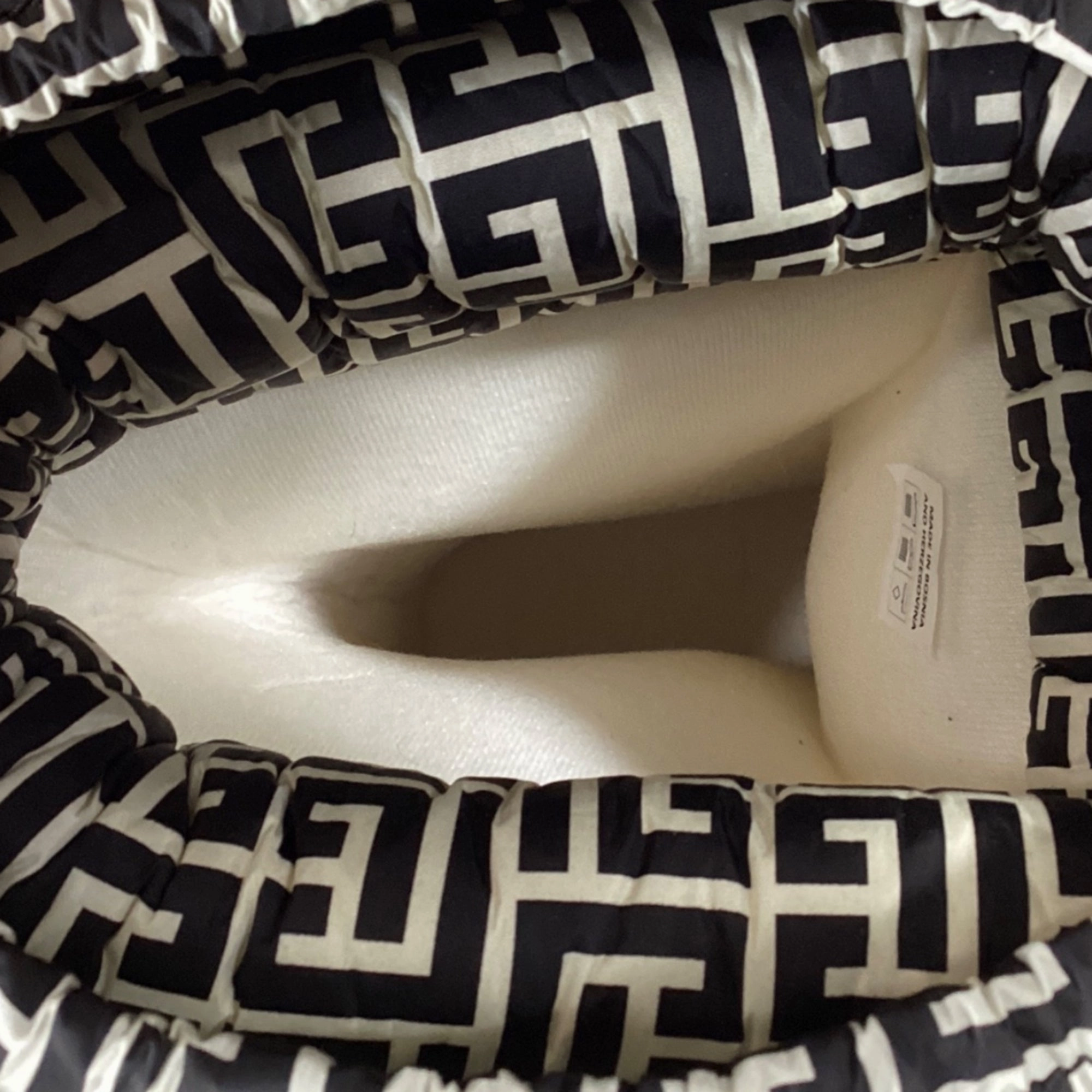 Balmain Printed Quilted Snow Boots in Black and White Polyamide