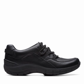 Clarks Wave Range AP in Black Leather Womens Sports Shoes clearance