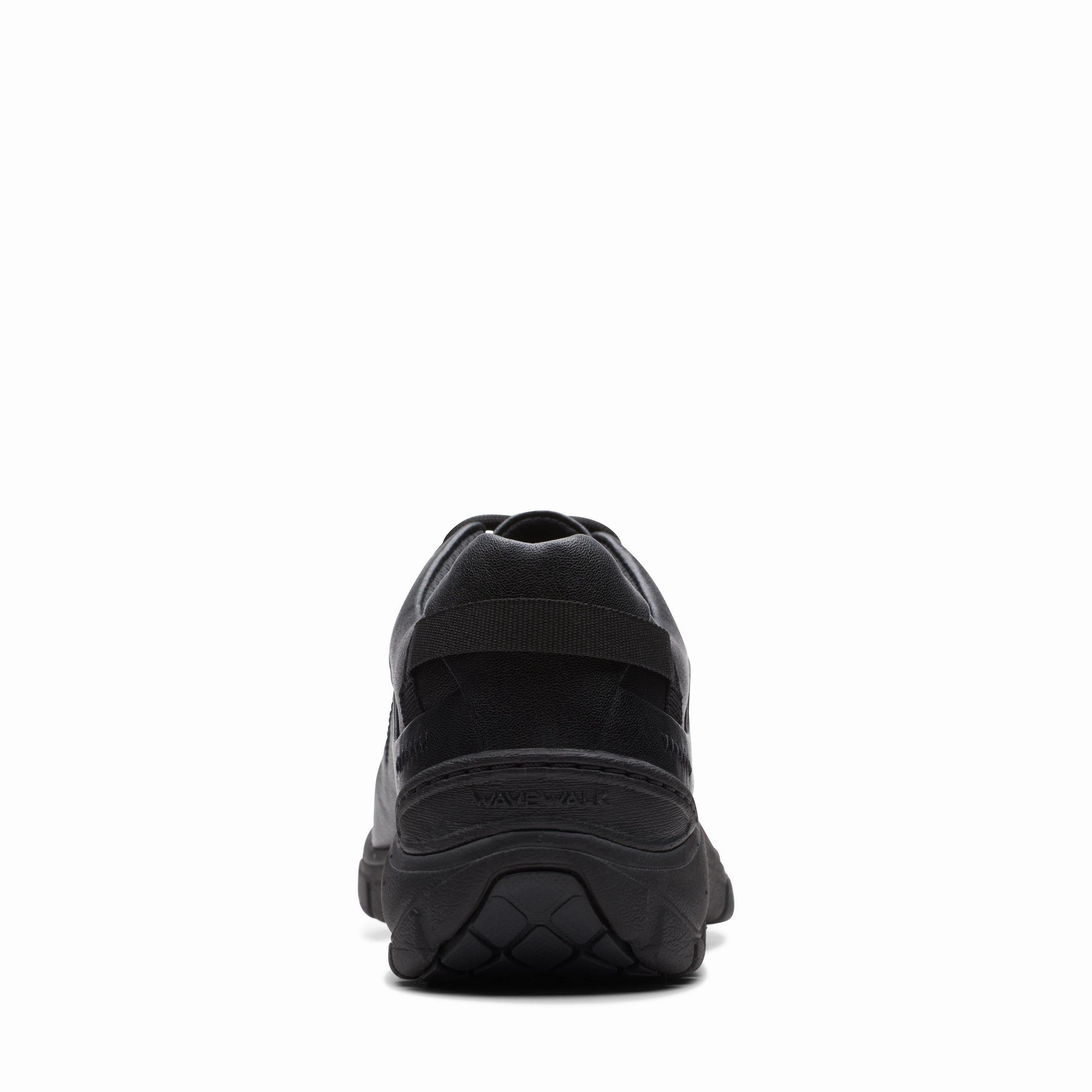 Clarks Wave Range AP in Black Leather
