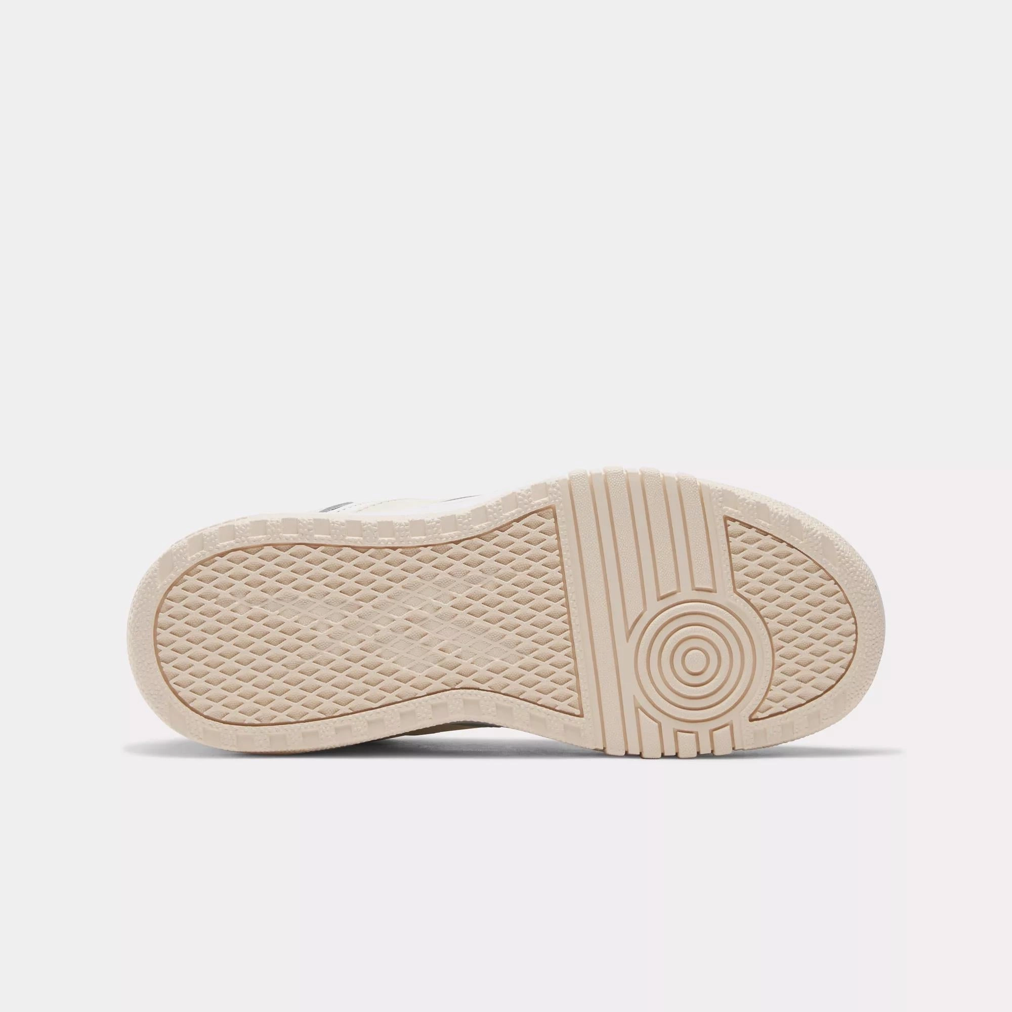 Club C Extra Shoes - Grade School