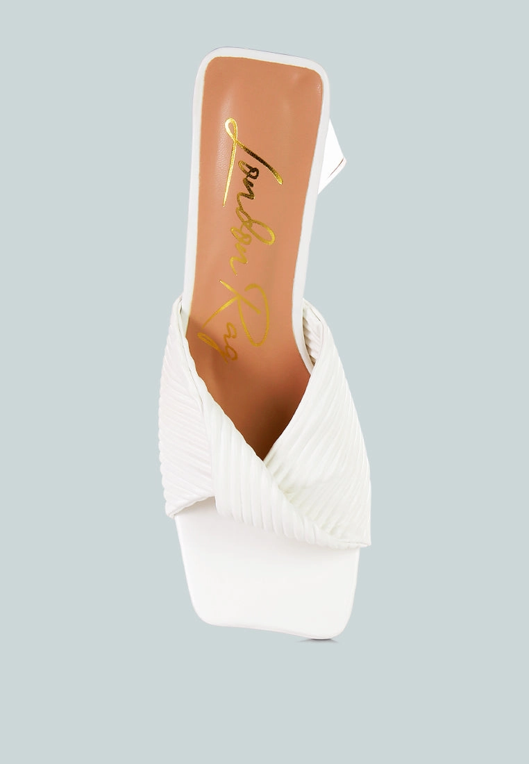 cupid kiss pleated twist strap sandals