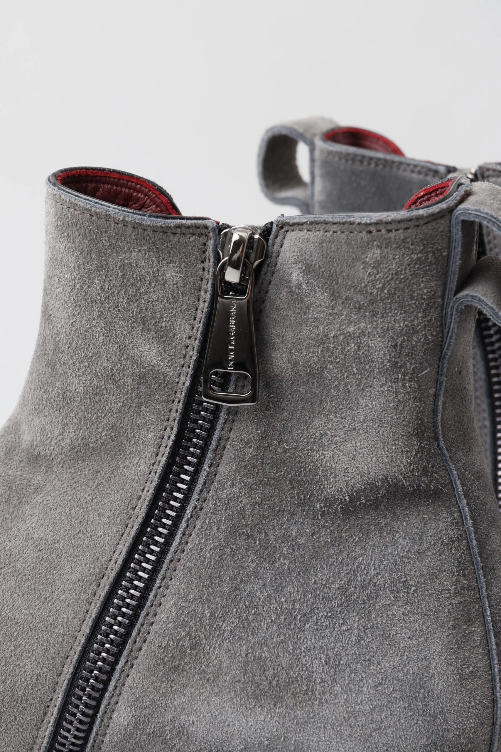 Dolce & Gabbana Elegant Chelsea Leather Men's Boots
