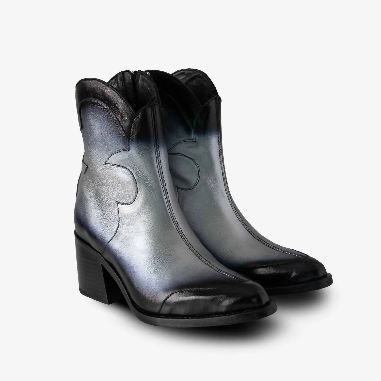 Double Trouble Boots In Silver