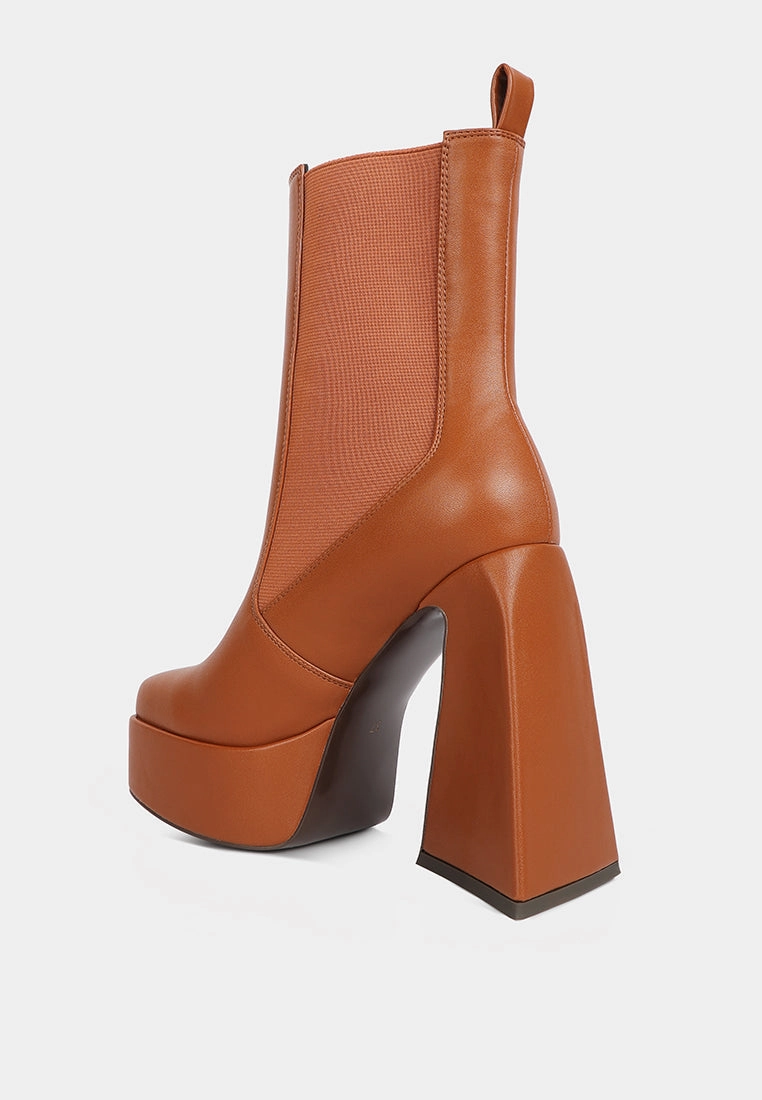 frosty high platform block heel chelsea boot