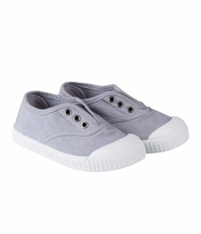 Girl's Berri Shoes In Gray Girls Athletic Shoes on sale