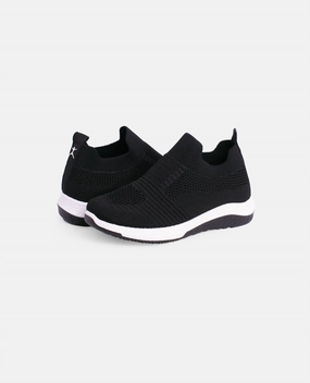 Girls Cheerful Slip On Sneaker In Black Online sale for Girls Shoes