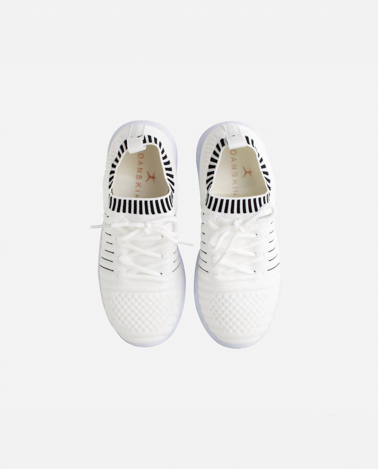 Girls Energy Lace Up Sneaker In White