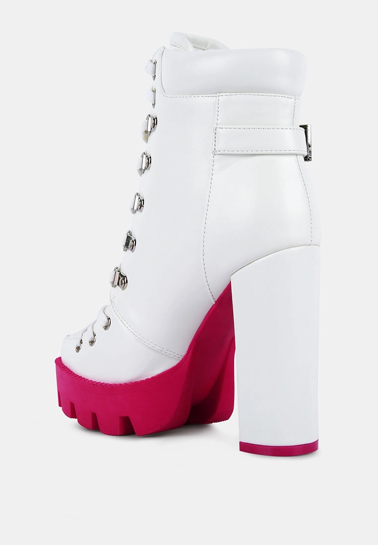 larch cushion collared biker boots