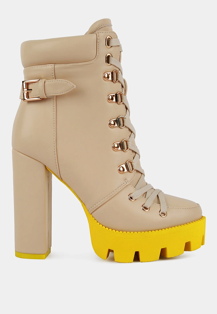 larch cushion collared biker boots