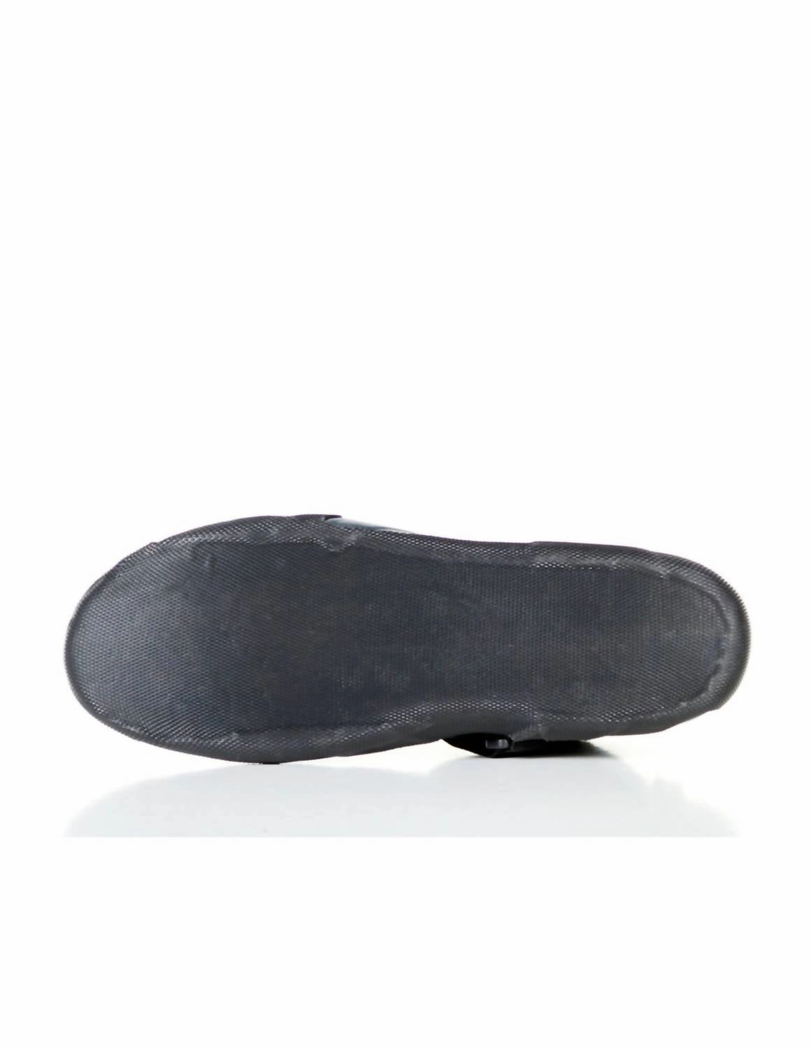 Men's 3Mm Axs Round Toe Bootie In Black