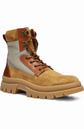 Men's Allister Boot In Calf Tan Sale on Mens Chukka Footwear