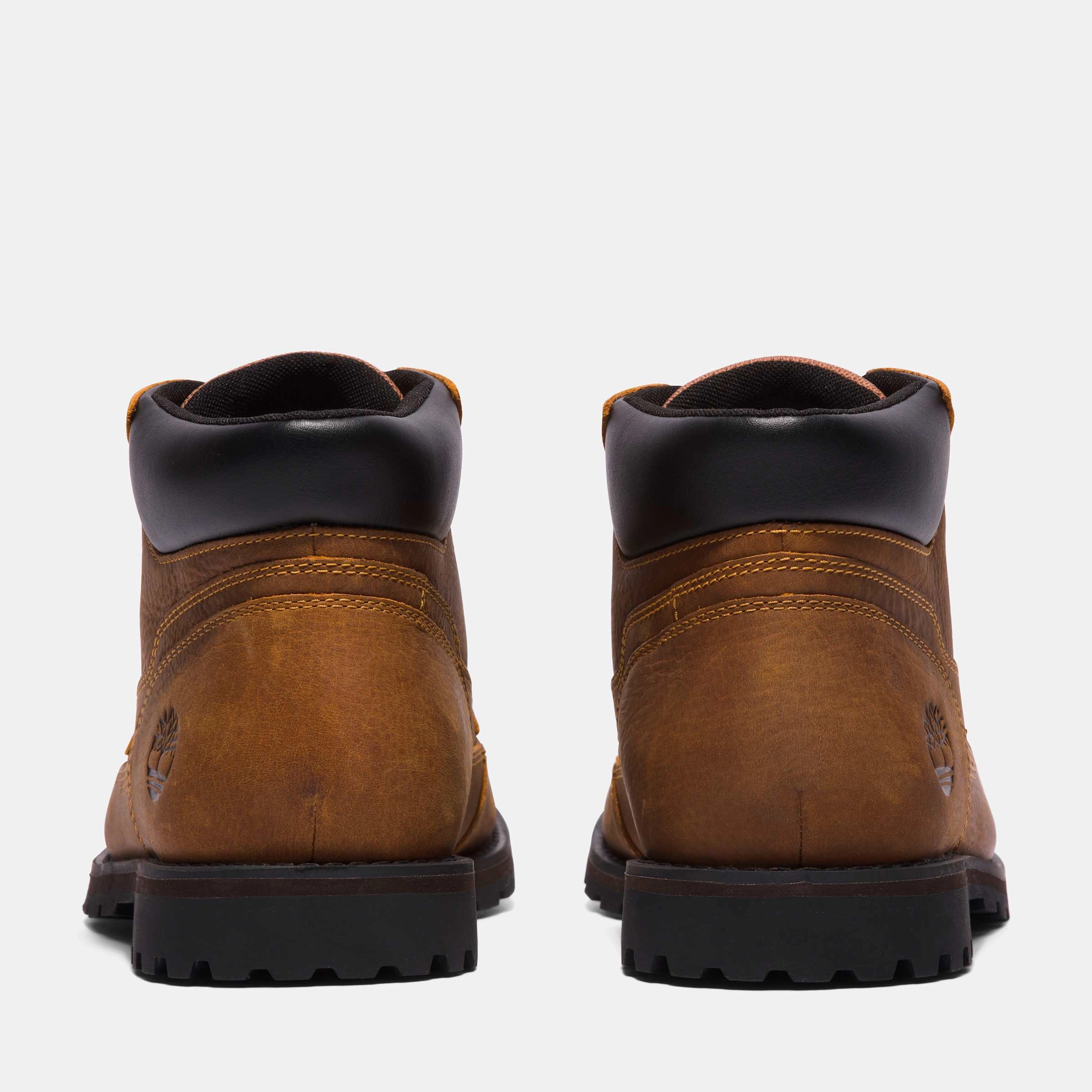 Men's Attleboro Mid Lace-Up Chukka Boot