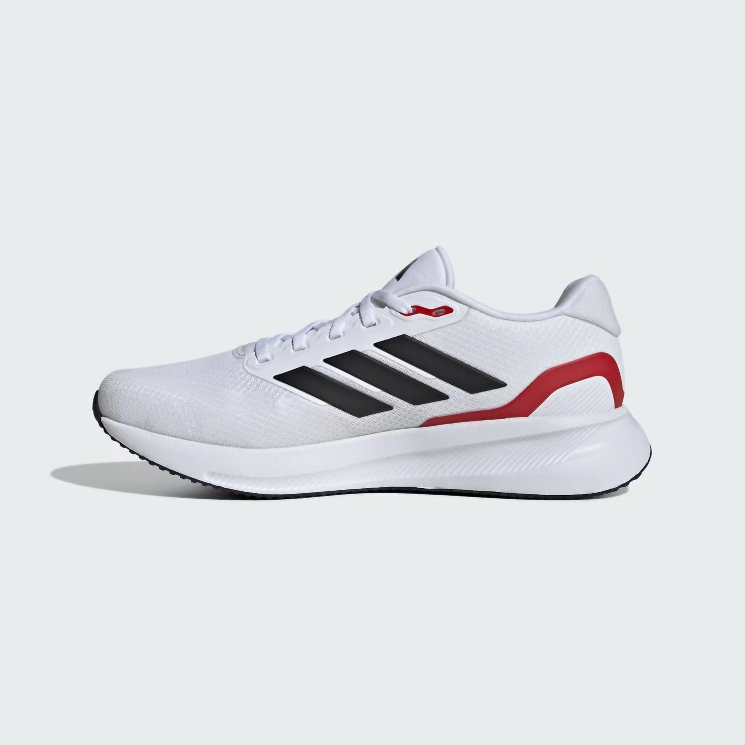 Men's Runfalcon 5 Wide Running Shoe In White/black/scarlet