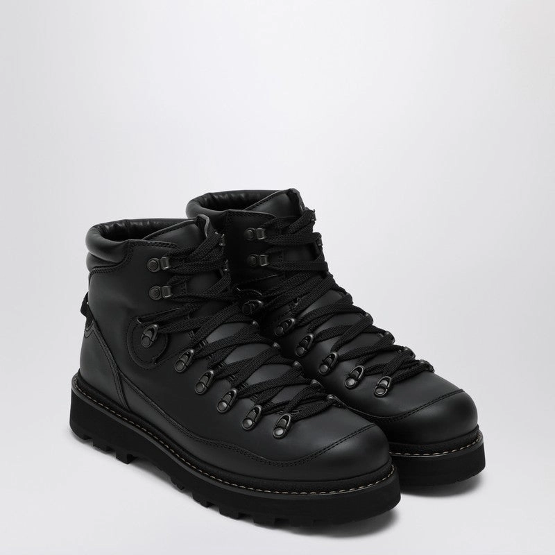 Moncler Men's Trekking Ankle Boot Peka Trek Buy Mens Chukkas online shop