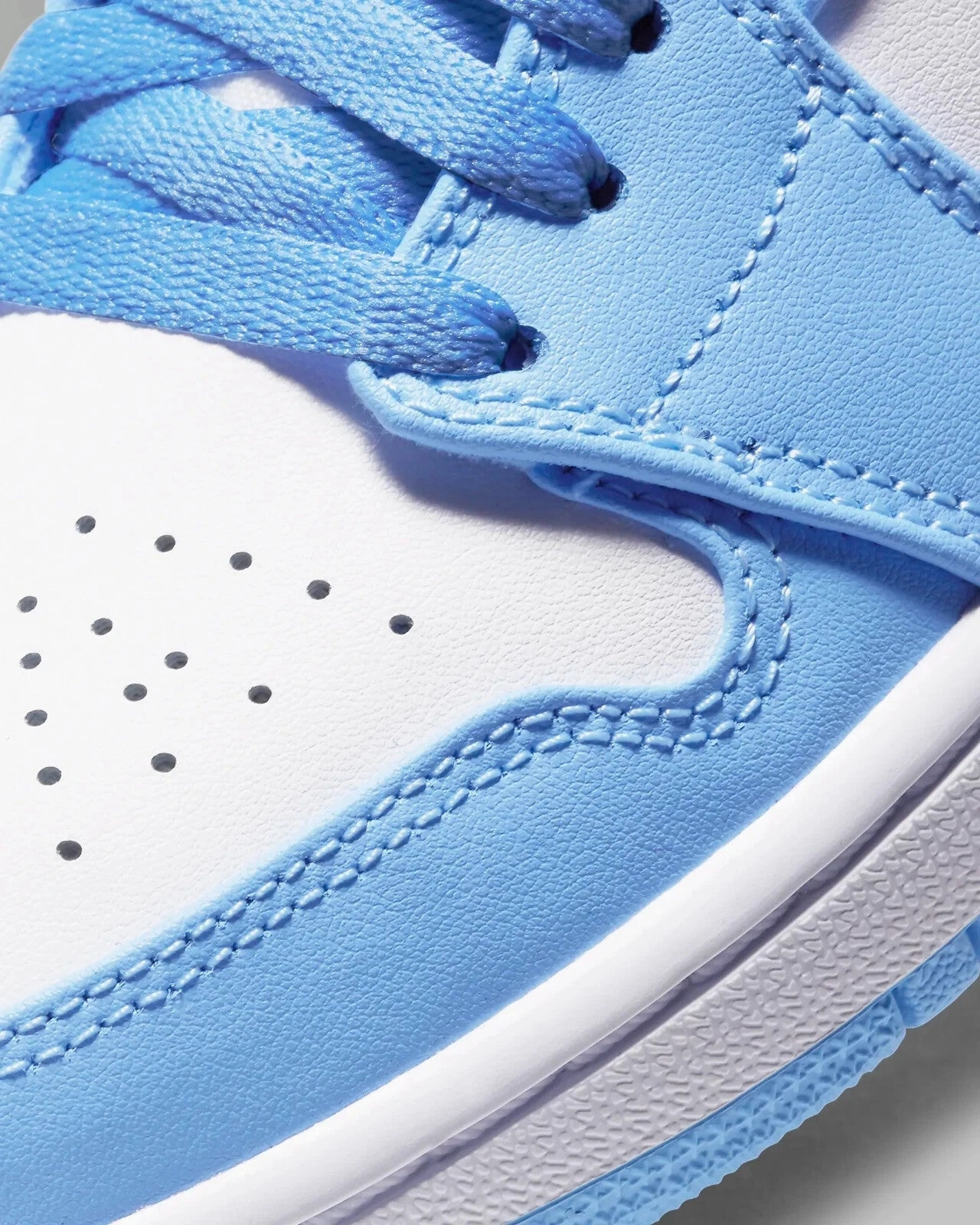 Nike Air Jordan 1 Low AO9944-441 Sneaker Womens 11.5 Blue Lifestyle Shoes GBNC54