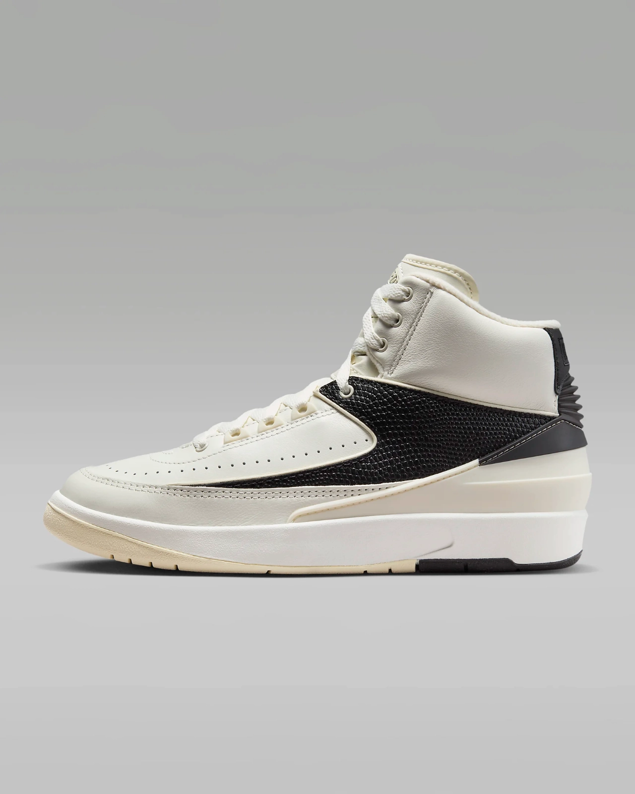 Nike Air Jordan 2 Retro DX4400-100 Sneakers Women's Sail Black Leather NR9014