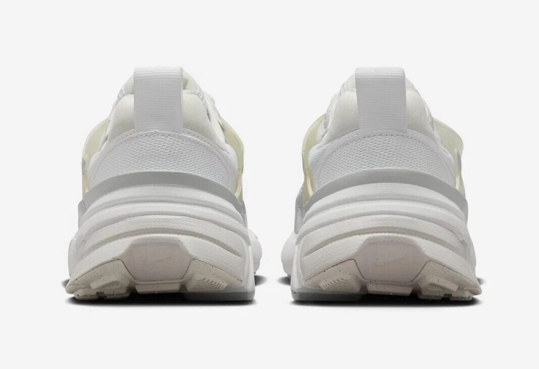 Nike V2K Run FD0736-104 Sneakers Women White Silver Low Top Running Shoes DWA645 (White,7)