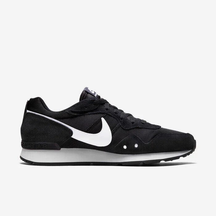 Nike Venture Runner CK2944-002 Sneakers Men's Black White Lace Up Running Shoes