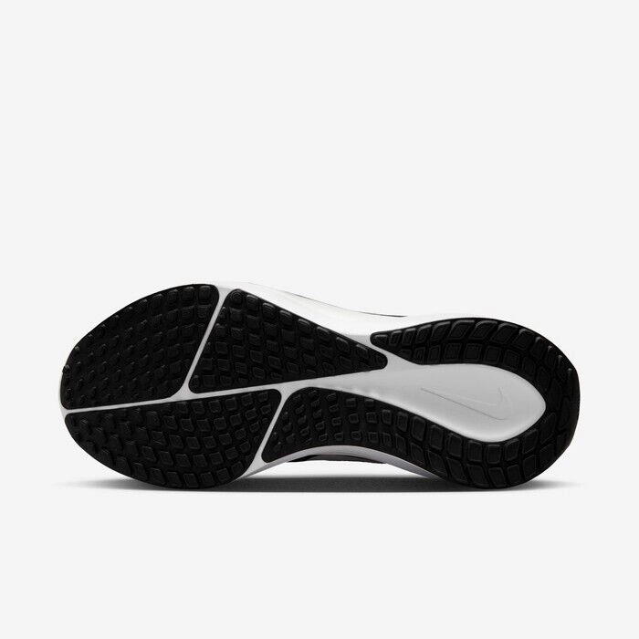 Nike Vomero 17 FB8502-001 Sneakers Womens US 11 Black White Running Shoes TF5163