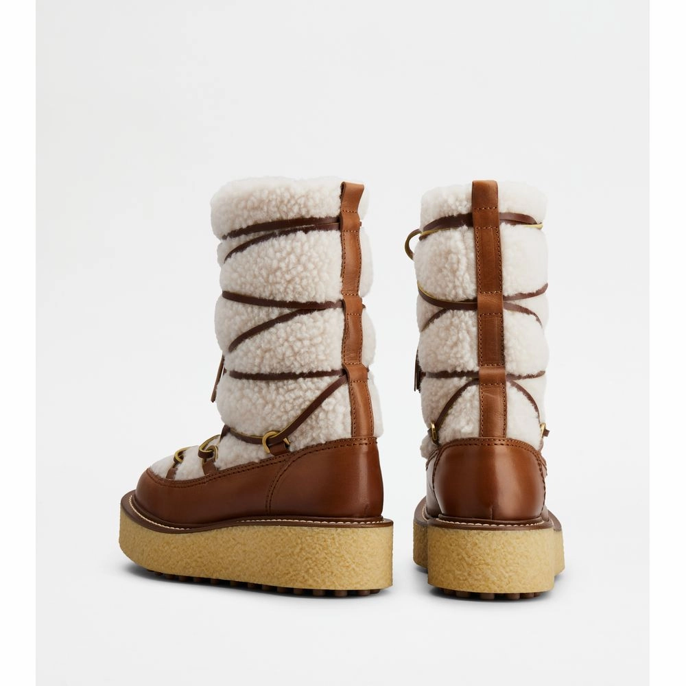 Platform Ankle Boots in Leather and Wool