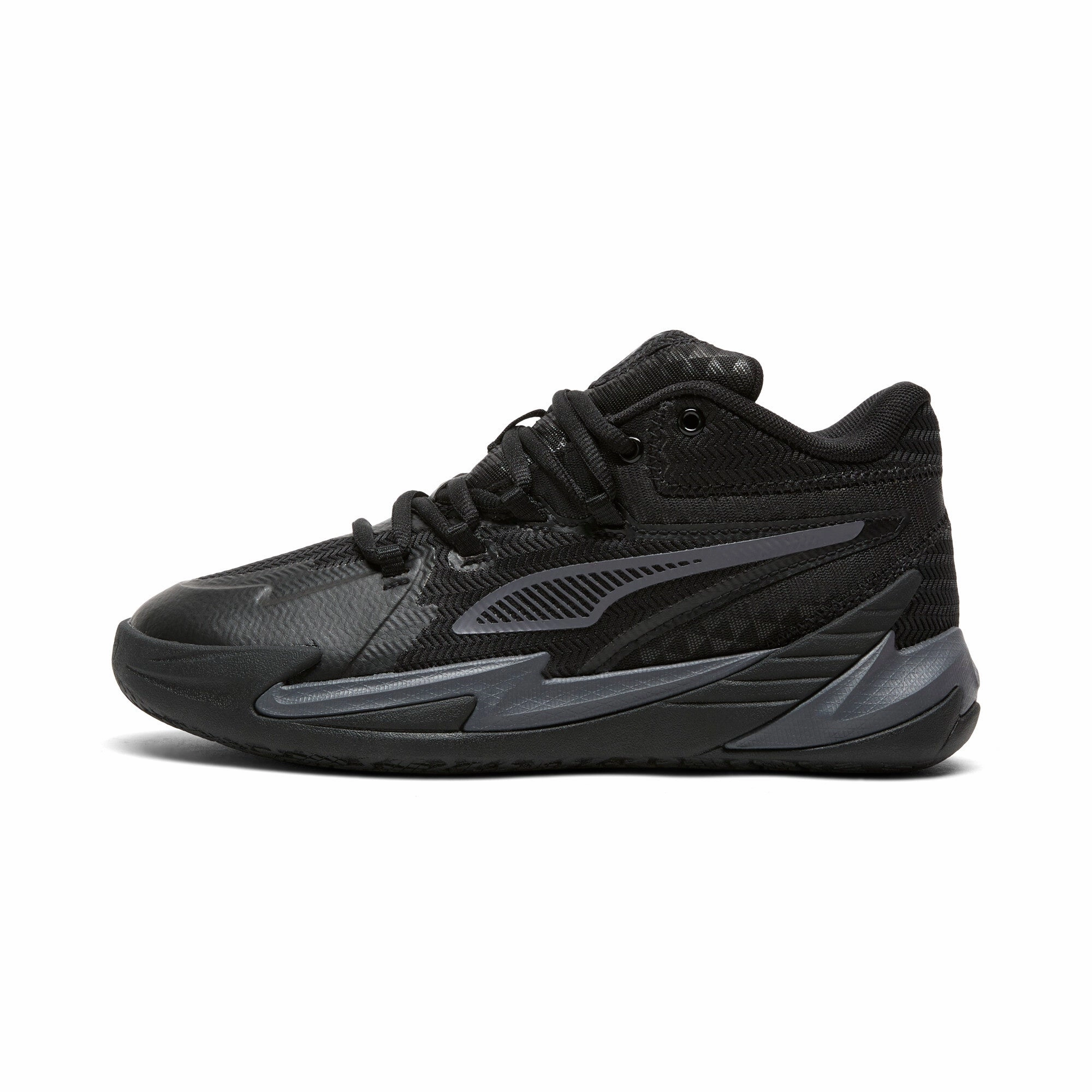 PUMA Big Kids' Dagger Basketball Shoes