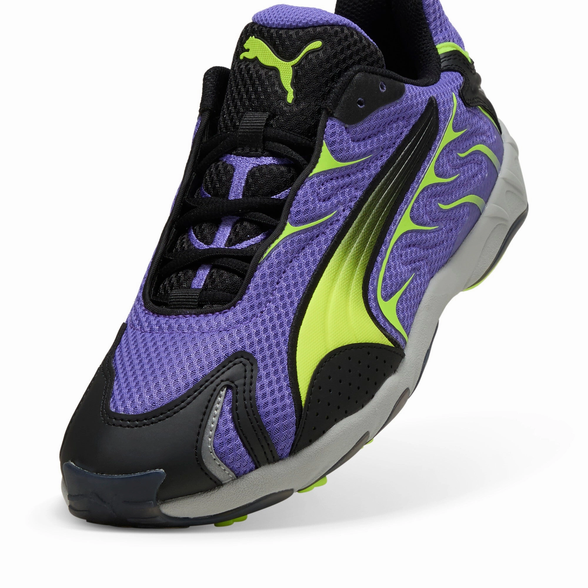 PUMA Unisex Inhale Sneakers