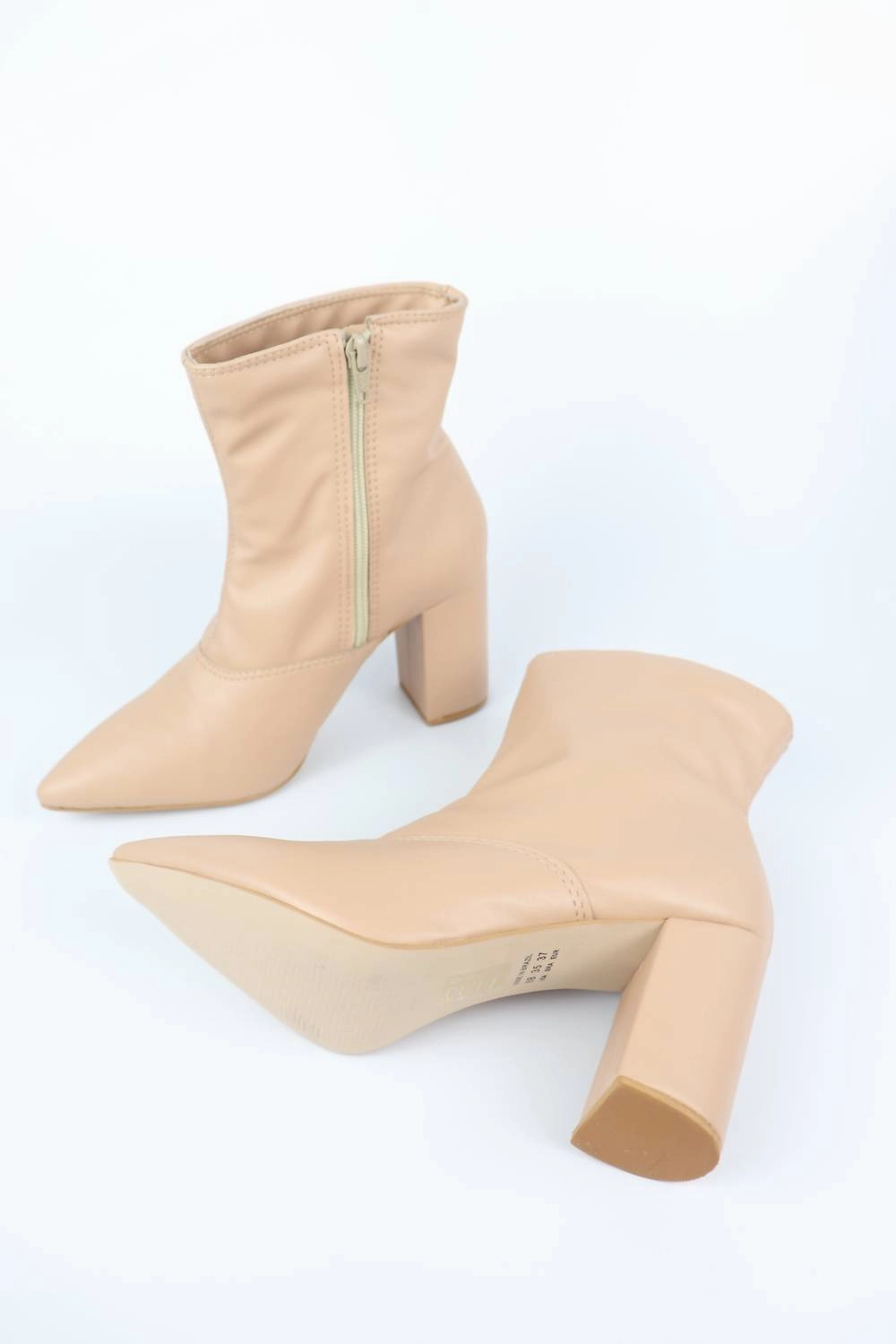 Sophia Boots In Nude