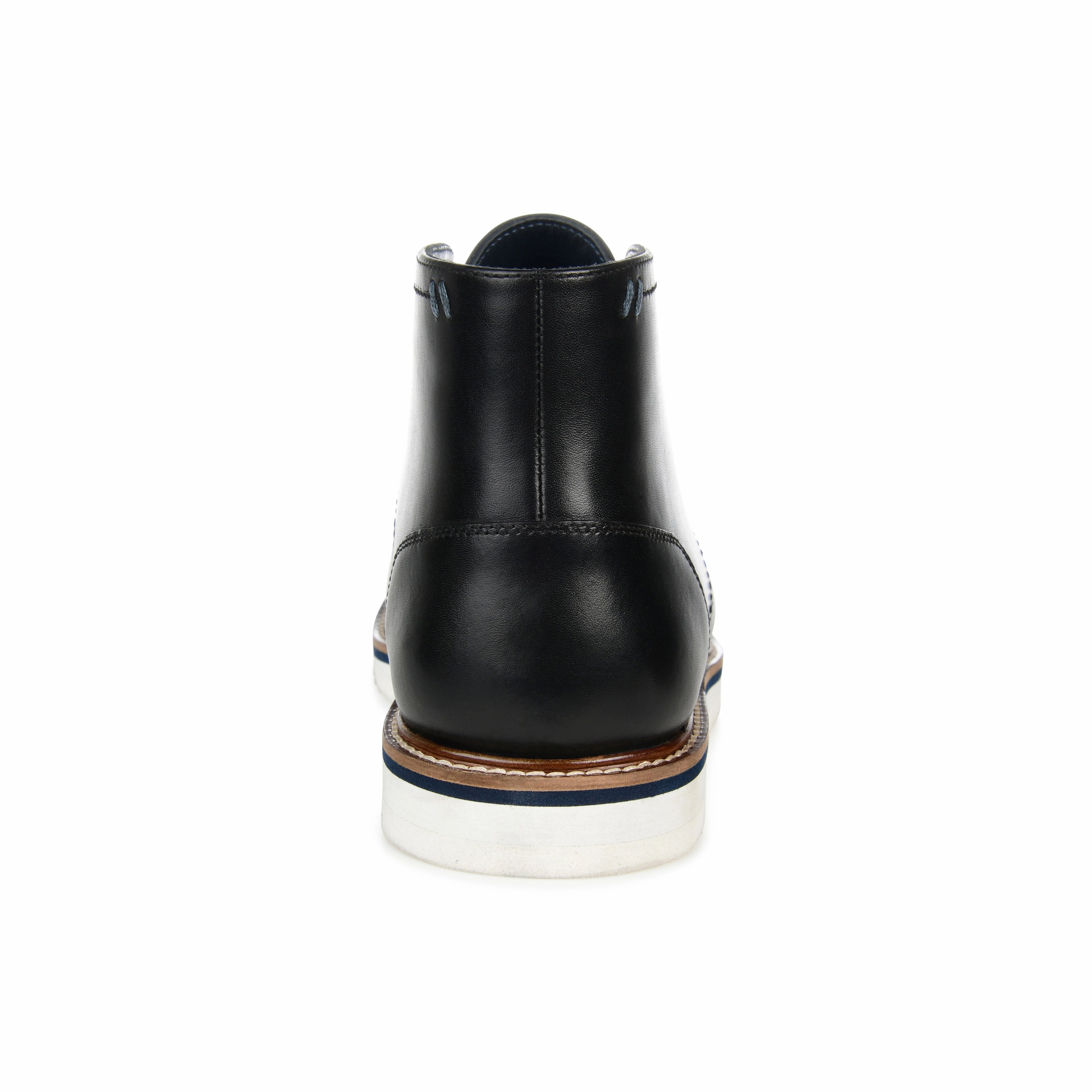 Thomas & Vine Keegan Plain Toe Chukka Boot