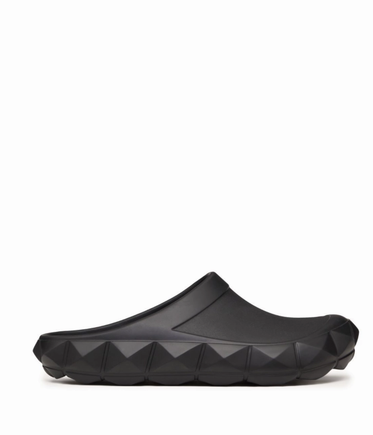 Valentino Garavani Roman Stud Turtle clog in rubber Mens Shoes online flash sale