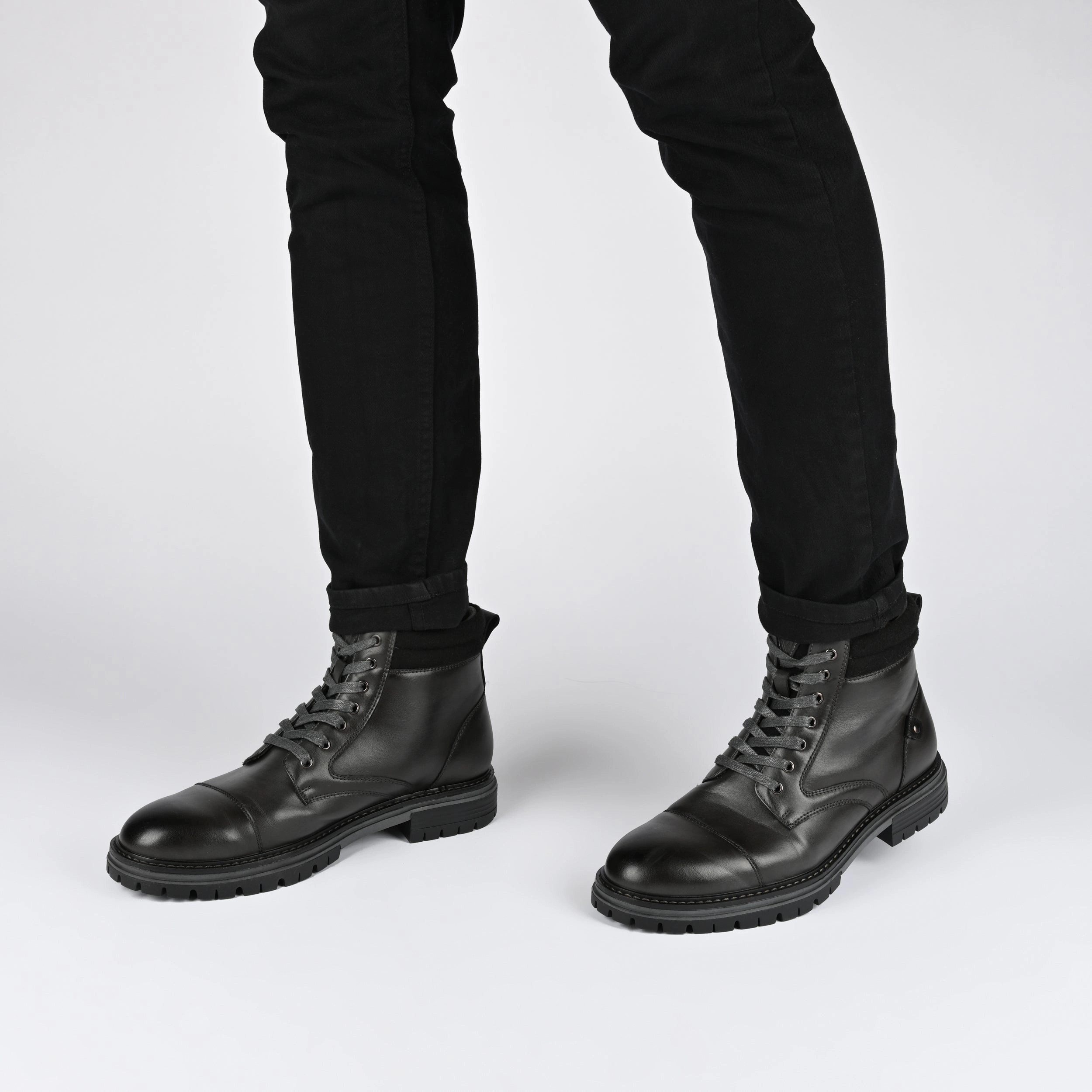 Vance Co. Fegan Cap Toe Boot