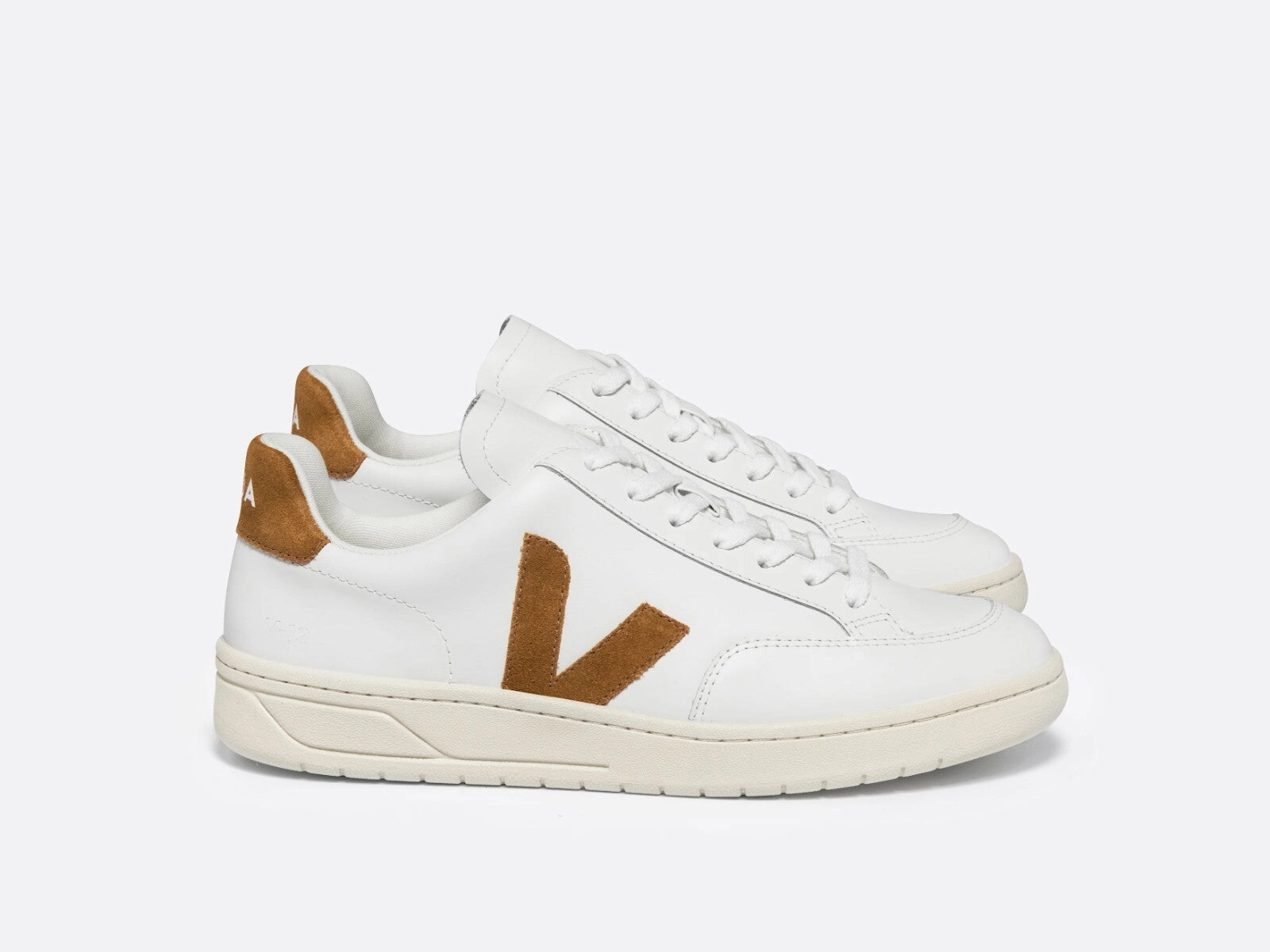 Veja V-12 XD022322 Sneakers Women's US 10 White Leather Lifestyle Shoes KHD2151