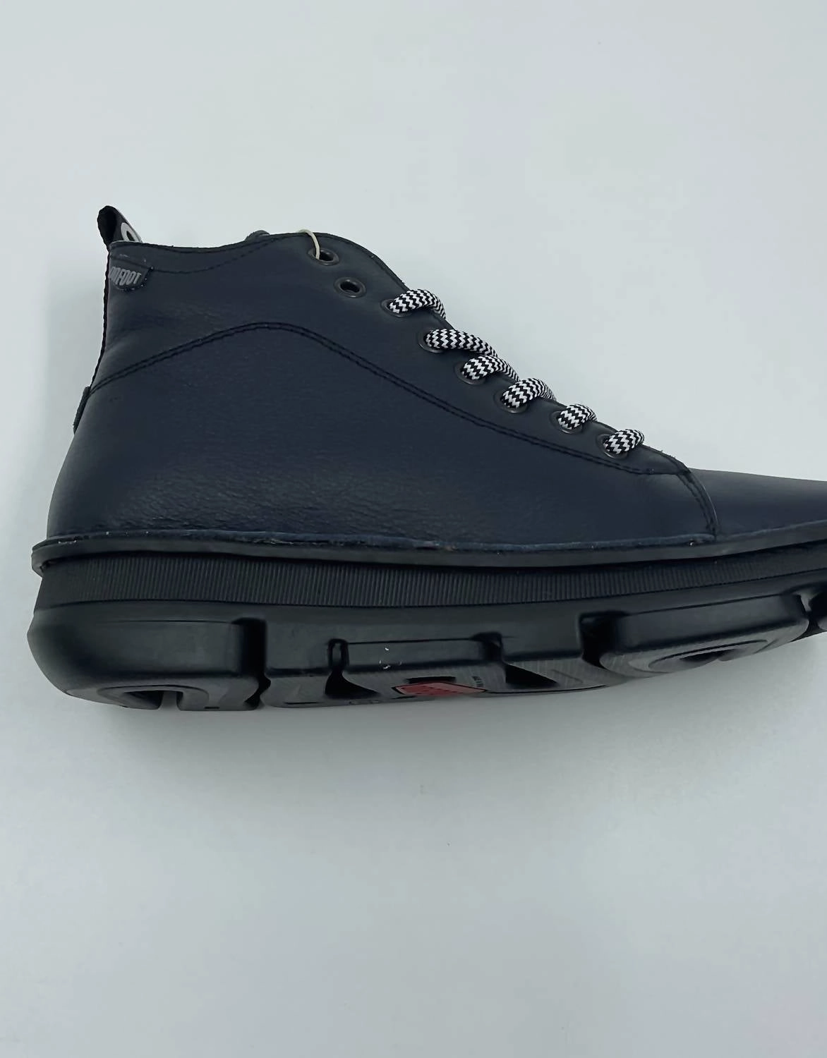 Women's 29602 Lace Up Boot In Black