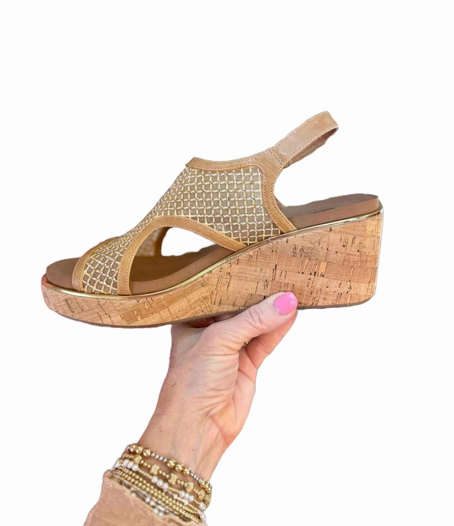 Women's Carley Mesh Wedge Sandal In Caramel