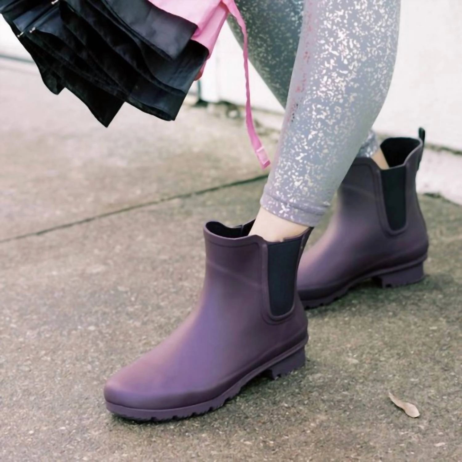 Women's Chelsea Rain Boots In Eggplant