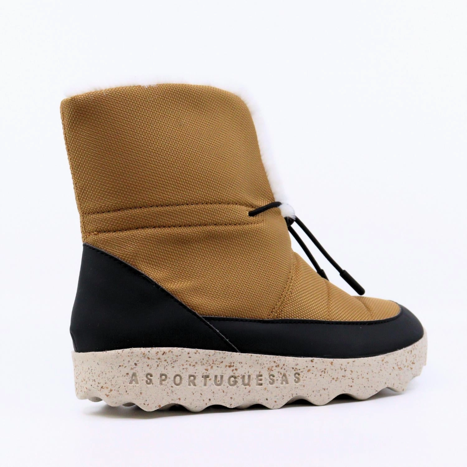Women's Coat Gravity Boot In Brown