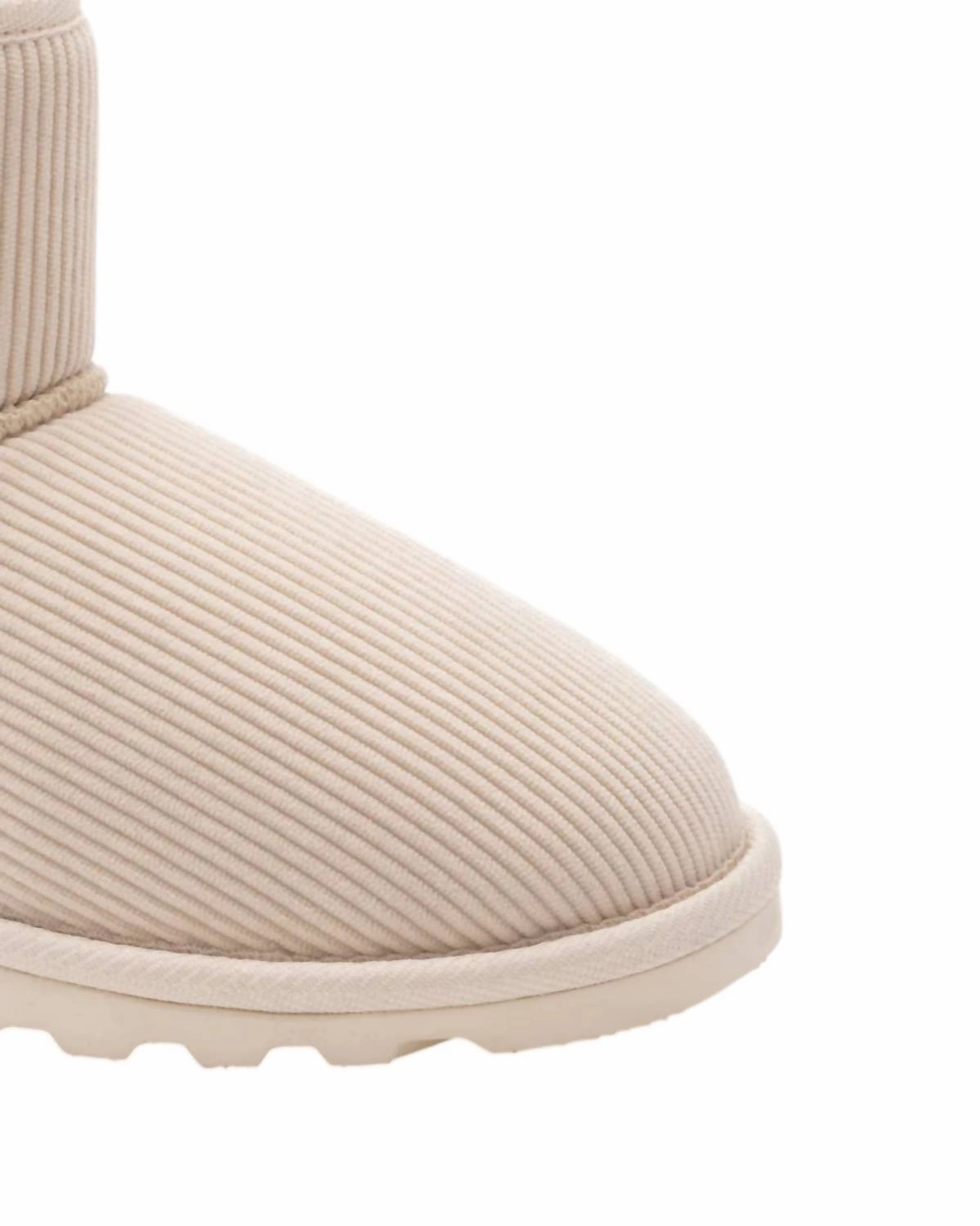 Women's Comfort Boot In Ivory