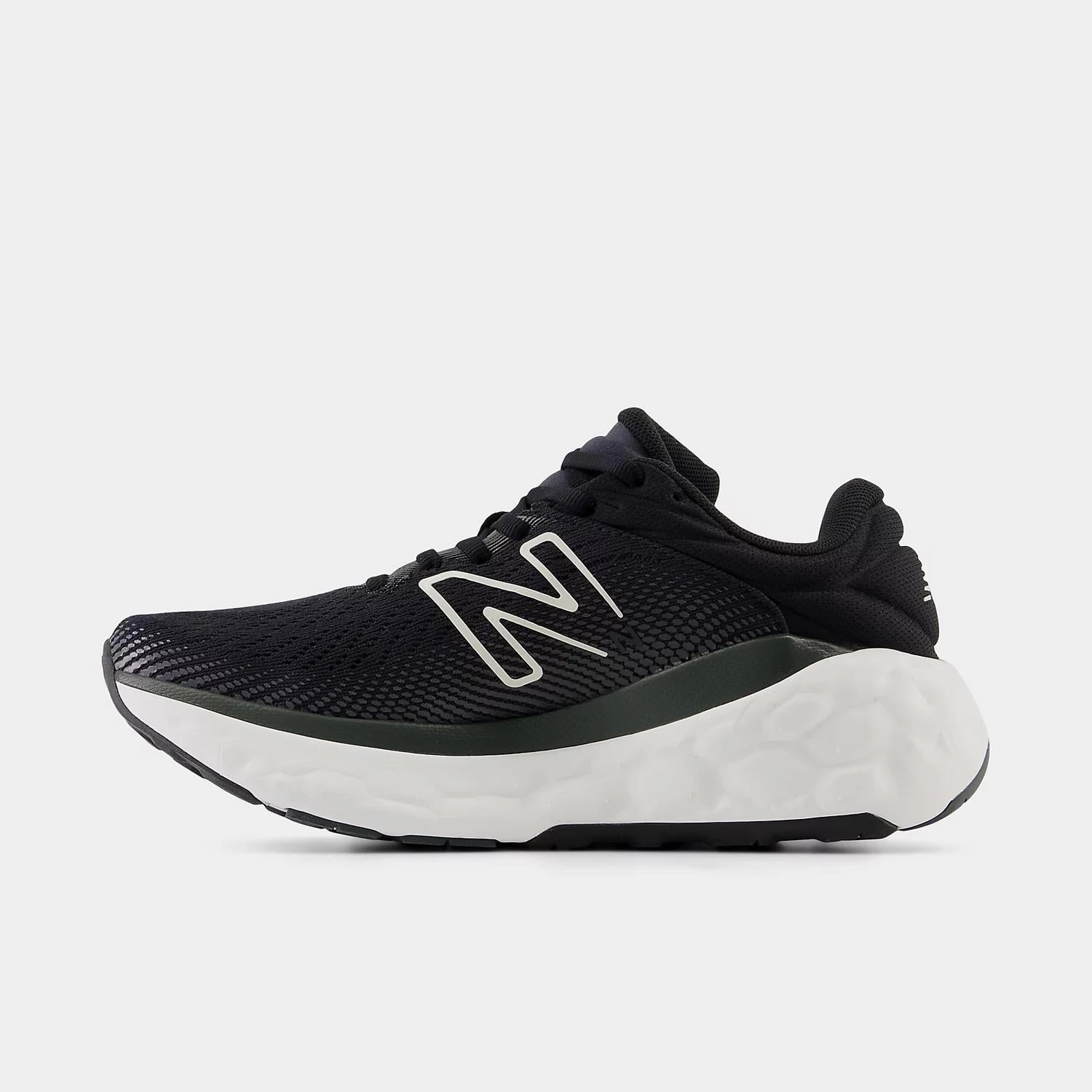 Women's Fresh Foam X 840V1 Running Shoes In Black/magnet