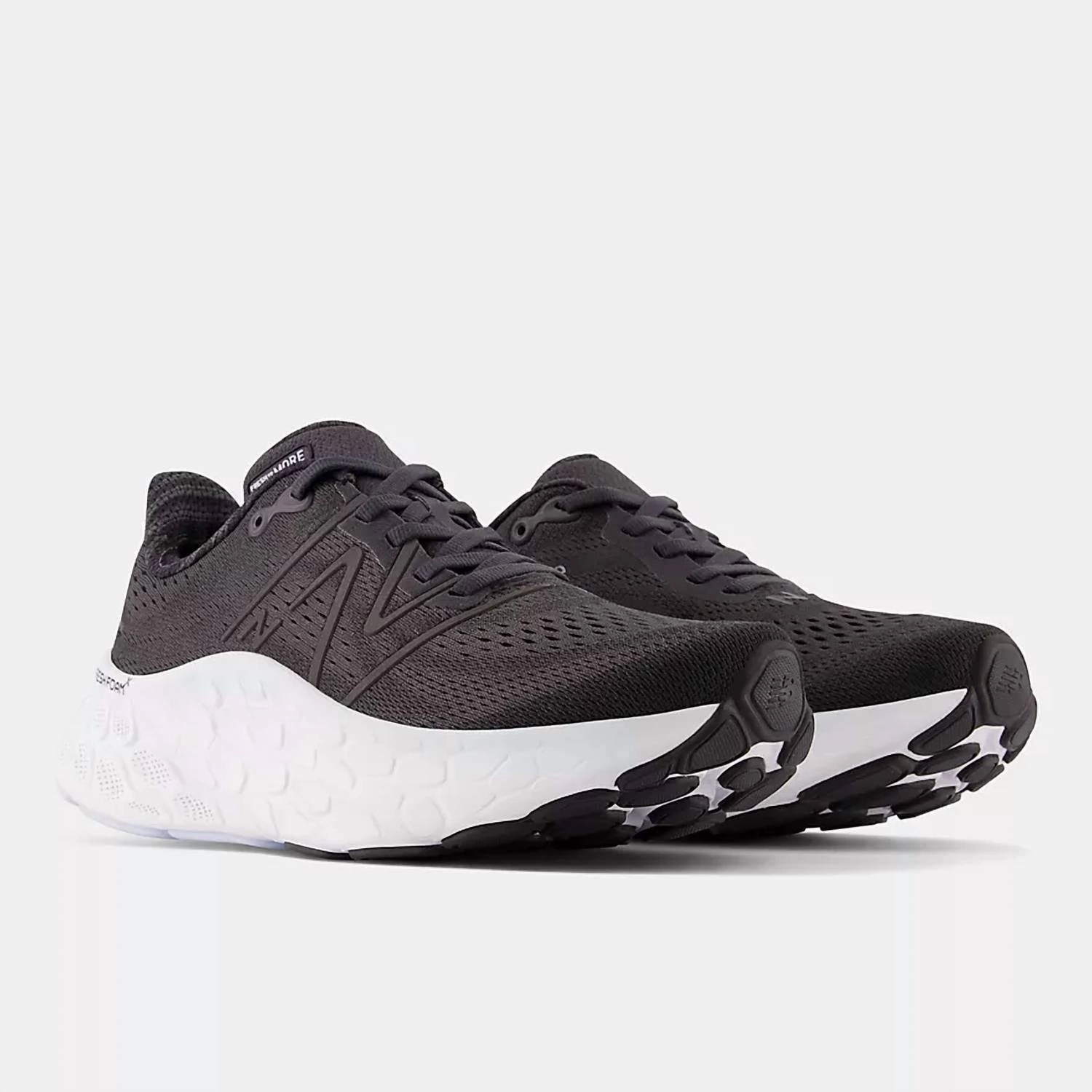 Women's Fresh Foam X More V4 Running Shoes In Black