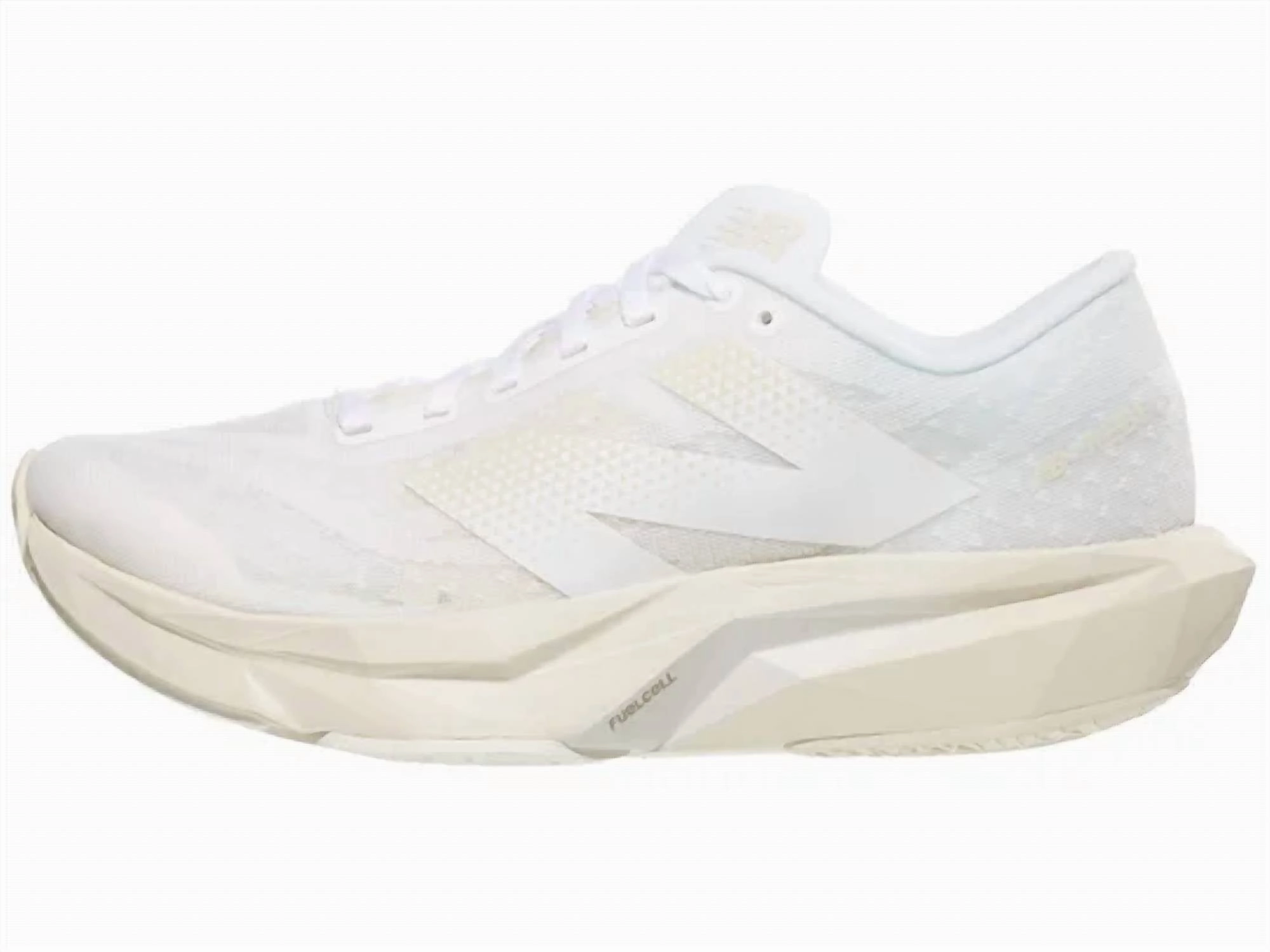 Women's Fuelcell Rebel V4 Shoe In White/linen/sea Salt