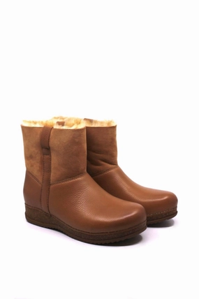 Women's Mckenzie Boot In Tan Womens Winter & Rain Boots online