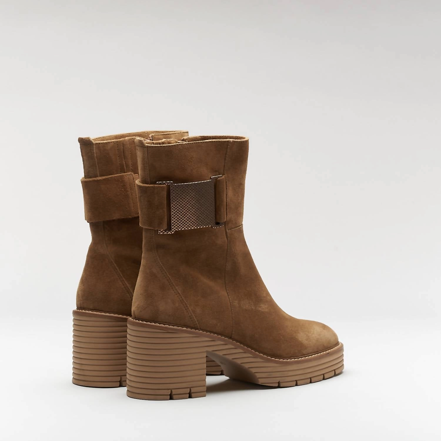 Women's Montez Boots In Cuoio