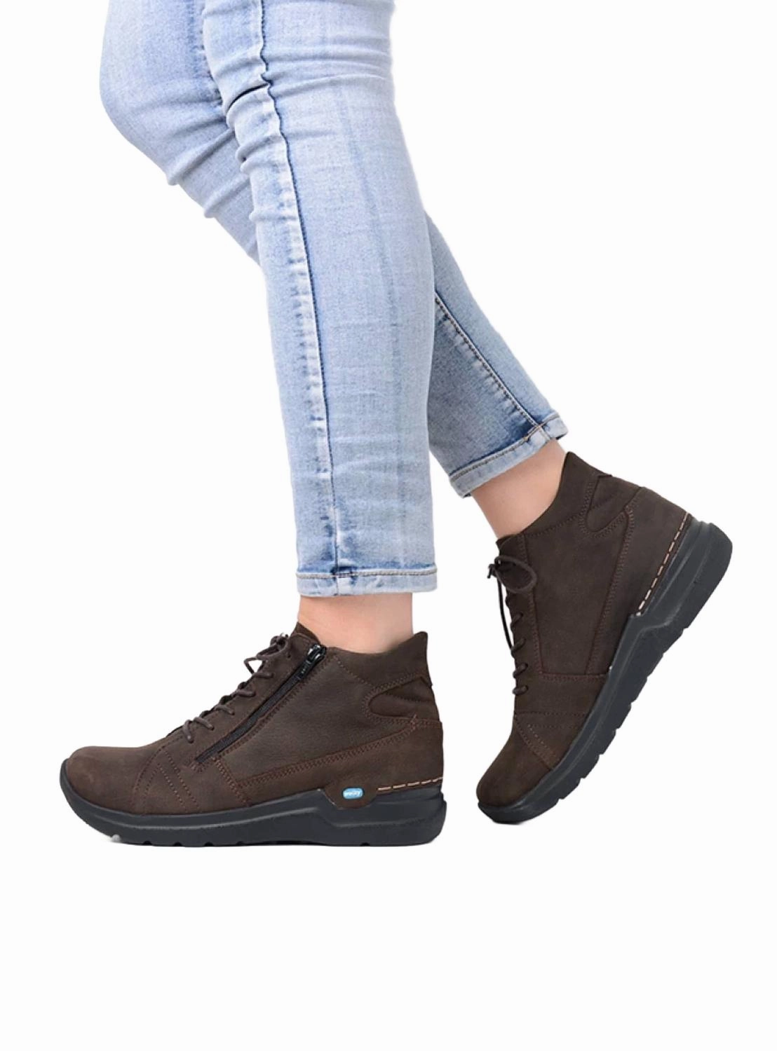 Women's Why Shoes In Brown Nubuck