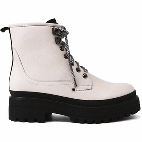 Women's Ymelda Boots In White Womens Fashion Boots outlet store