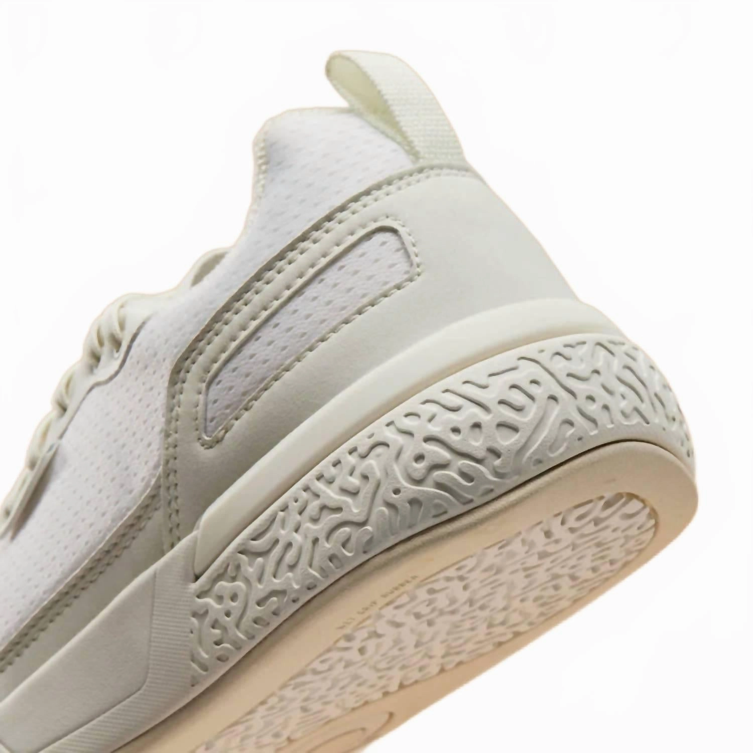 WomenS Anau Court Sneakers In Bright White